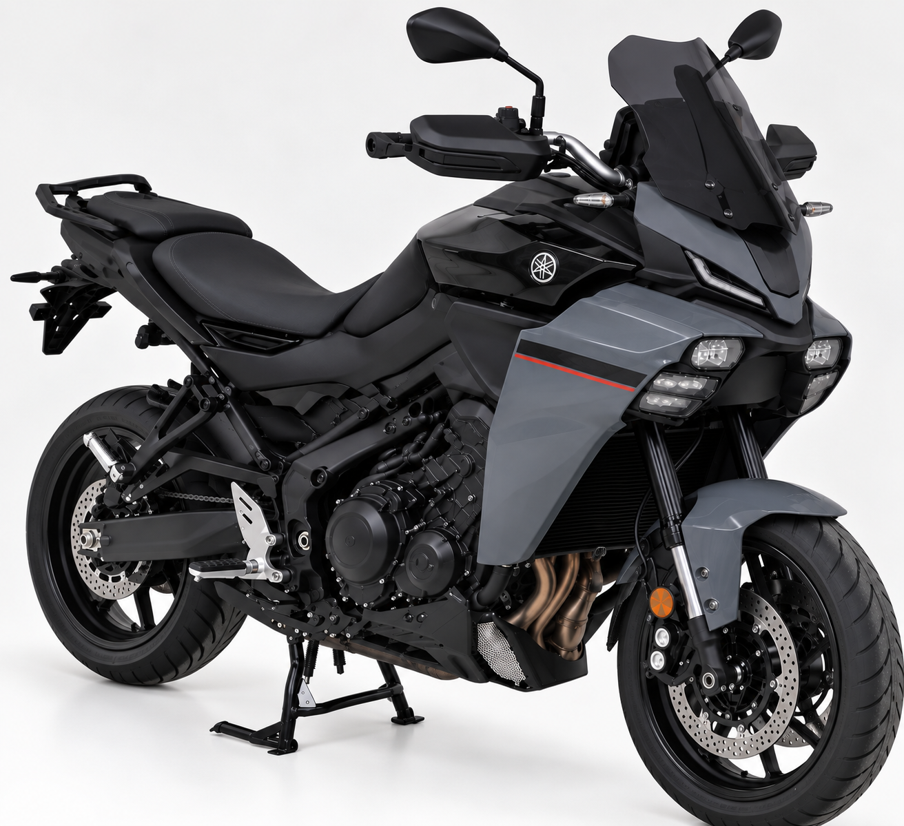 YAMAHA TRACER 9T équipée d'accessoires ERMAX